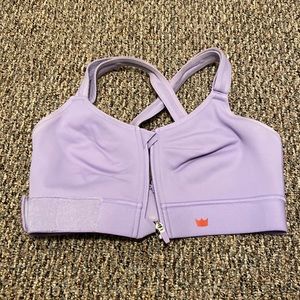 SHEFIT Flex sports bra in an exclusive print and 1Luxe sizing